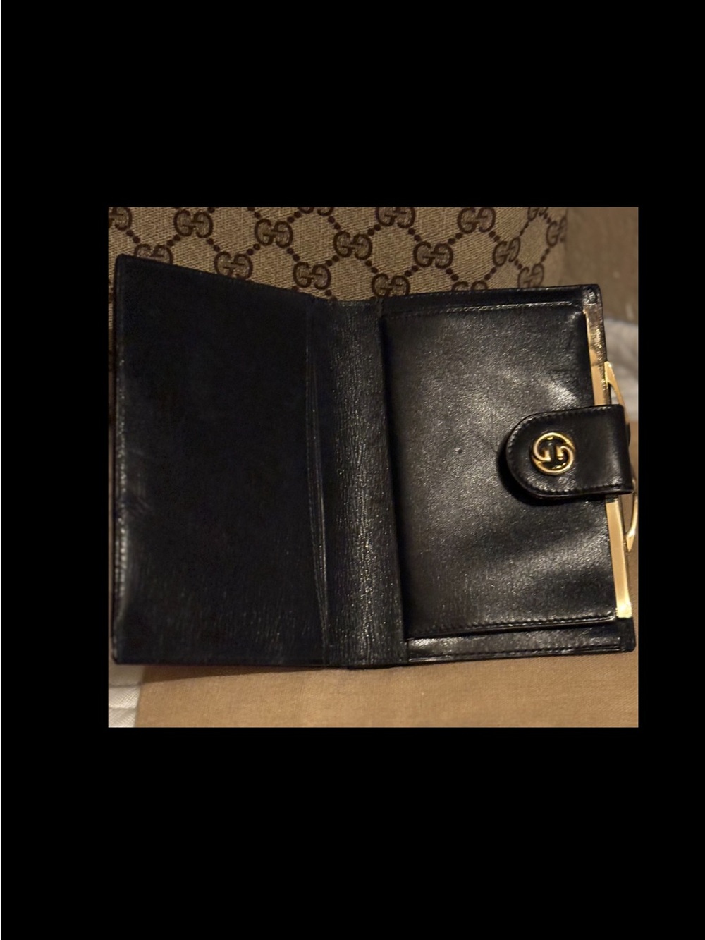 Gucci Beige Canvas Wallet with Navy Trim and Gold GG Snap - Picture 6 of 11